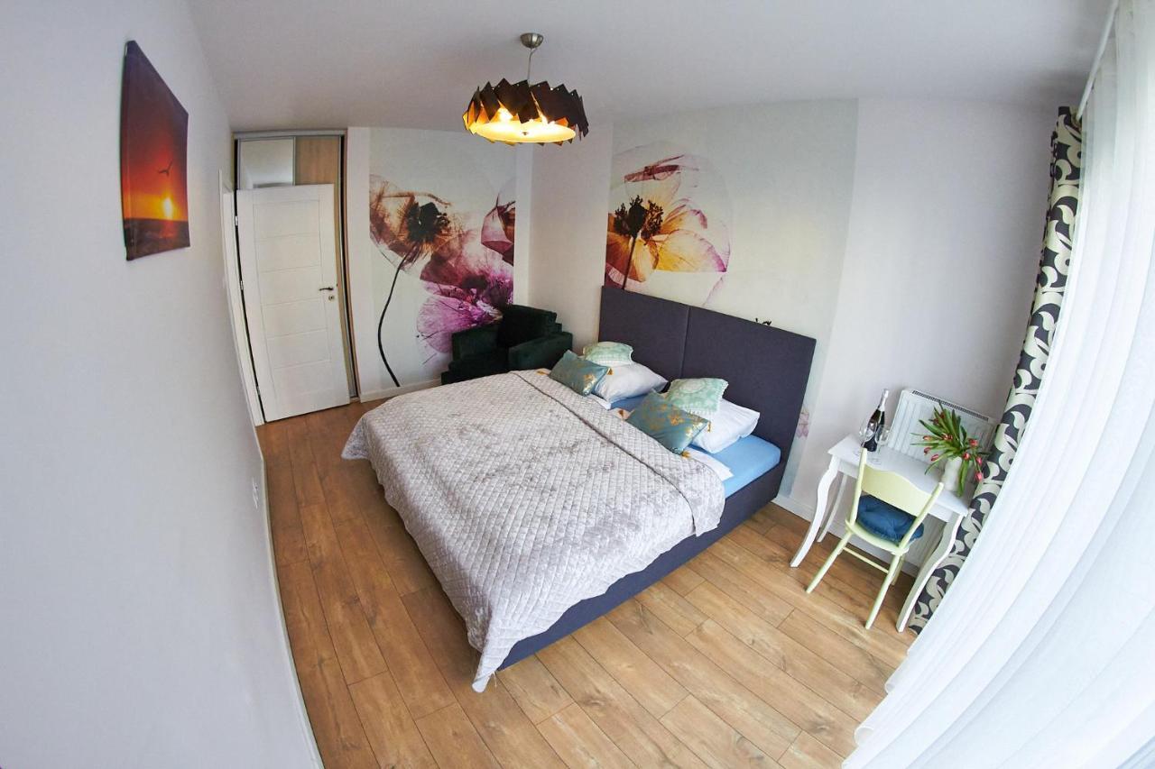 Apartamentyprzymorzu Baltycki Z Miejscem Postojowym I Ogrodkiem Kolberg Exterior foto