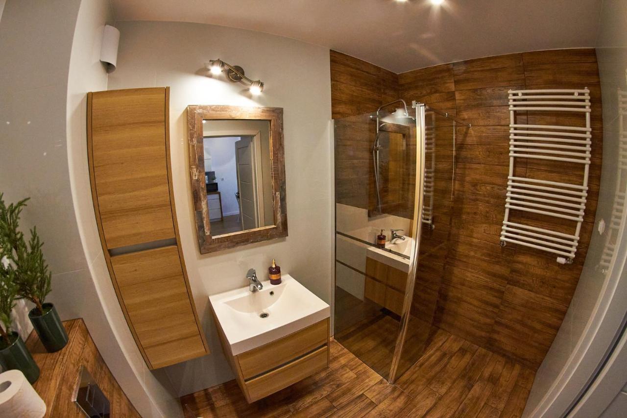 Apartamentyprzymorzu Baltycki Z Miejscem Postojowym I Ogrodkiem Kolberg Exterior foto