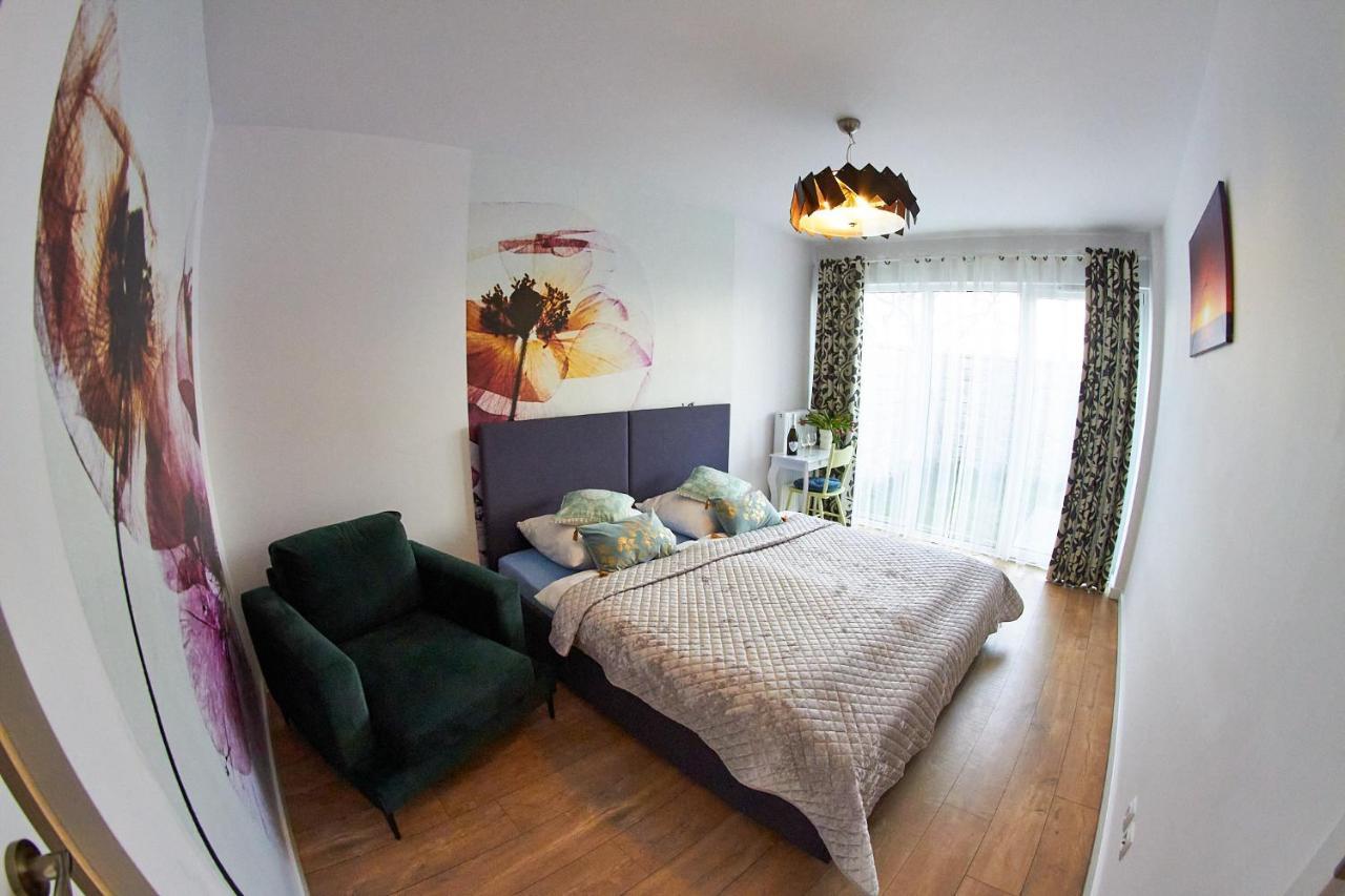 Apartamentyprzymorzu Baltycki Z Miejscem Postojowym I Ogrodkiem Kolberg Exterior foto