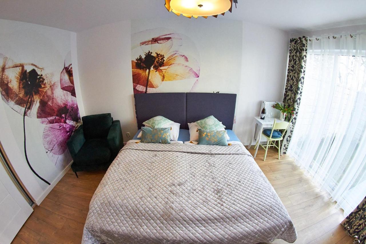 Apartamentyprzymorzu Baltycki Z Miejscem Postojowym I Ogrodkiem Kolberg Exterior foto