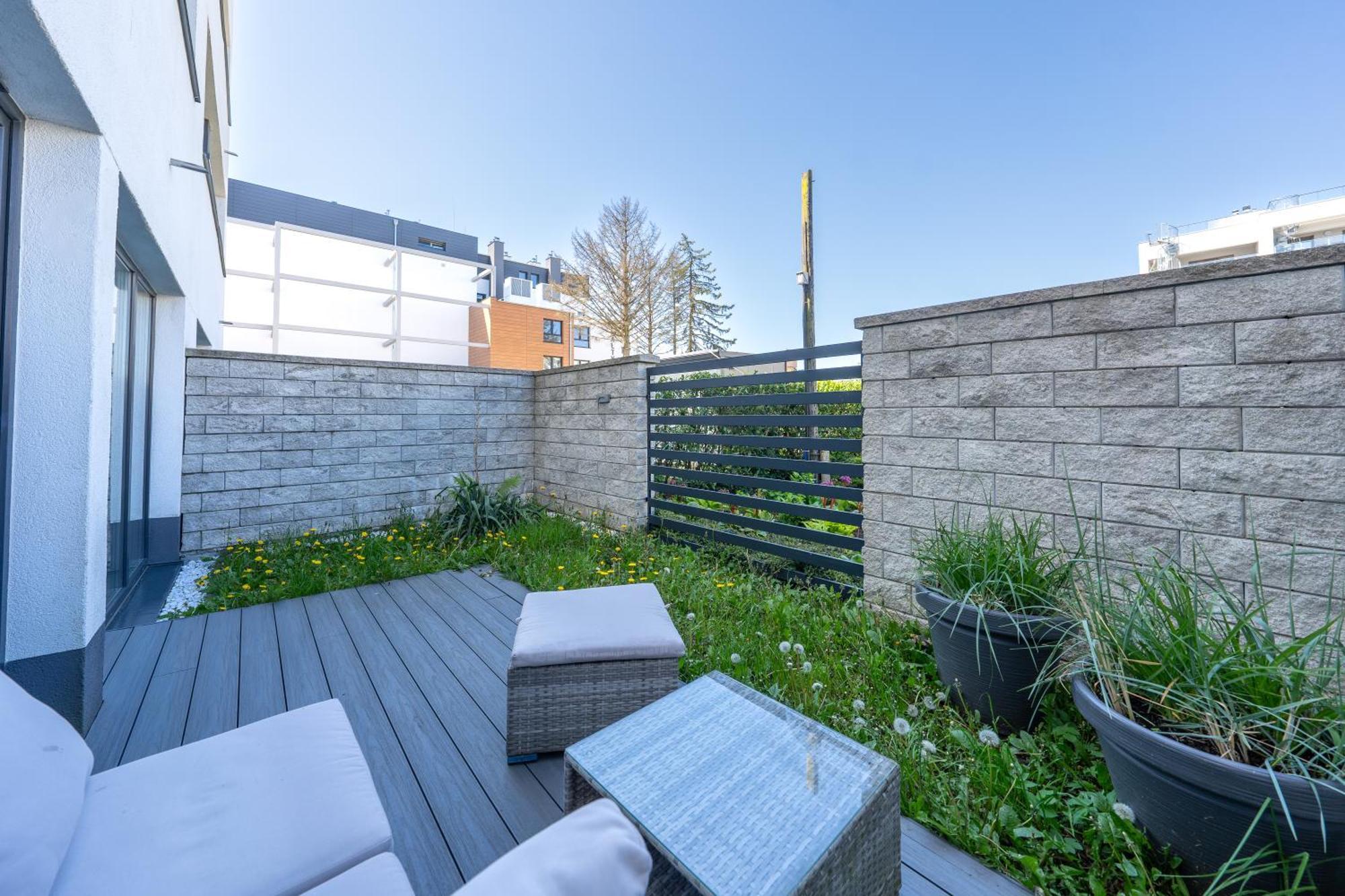 Apartamentyprzymorzu Baltycki Z Miejscem Postojowym I Ogrodkiem Kolberg Exterior foto
